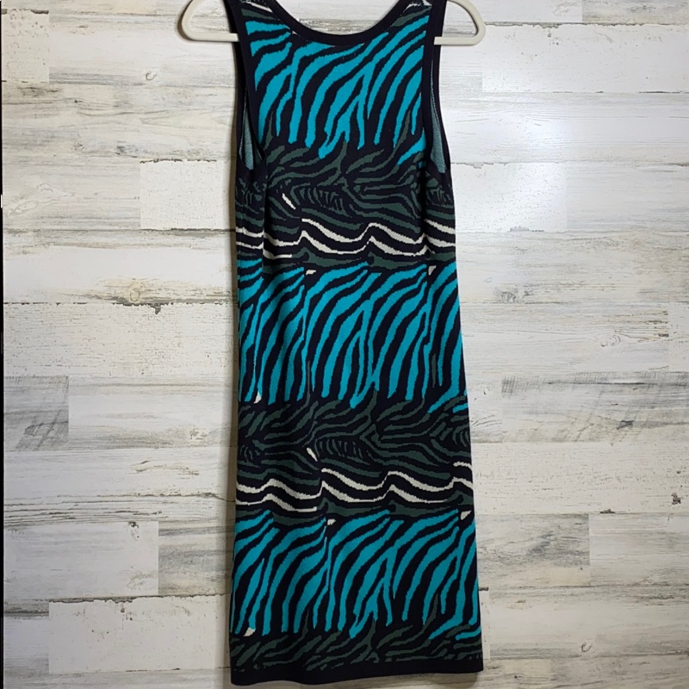 EUC BR Issa Collection Zebra Sweater Dress - Picture 10 of 14